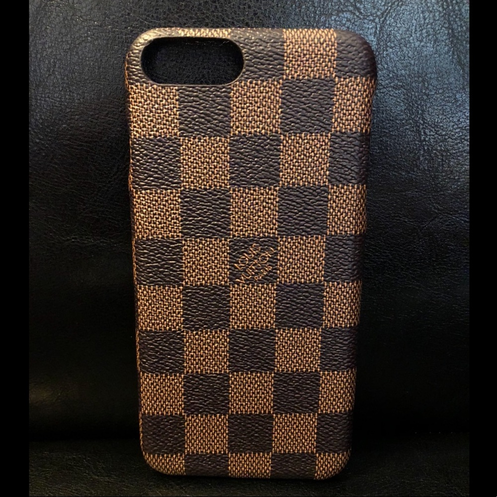 💥SOLD💥iPhone case